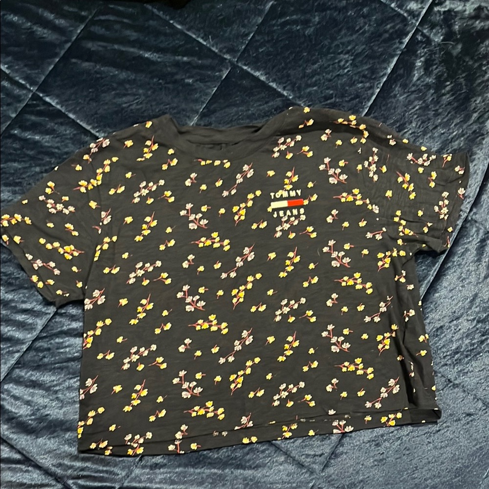 Tommy Hilfiger Blue and Yellow Short Sleeve Tee